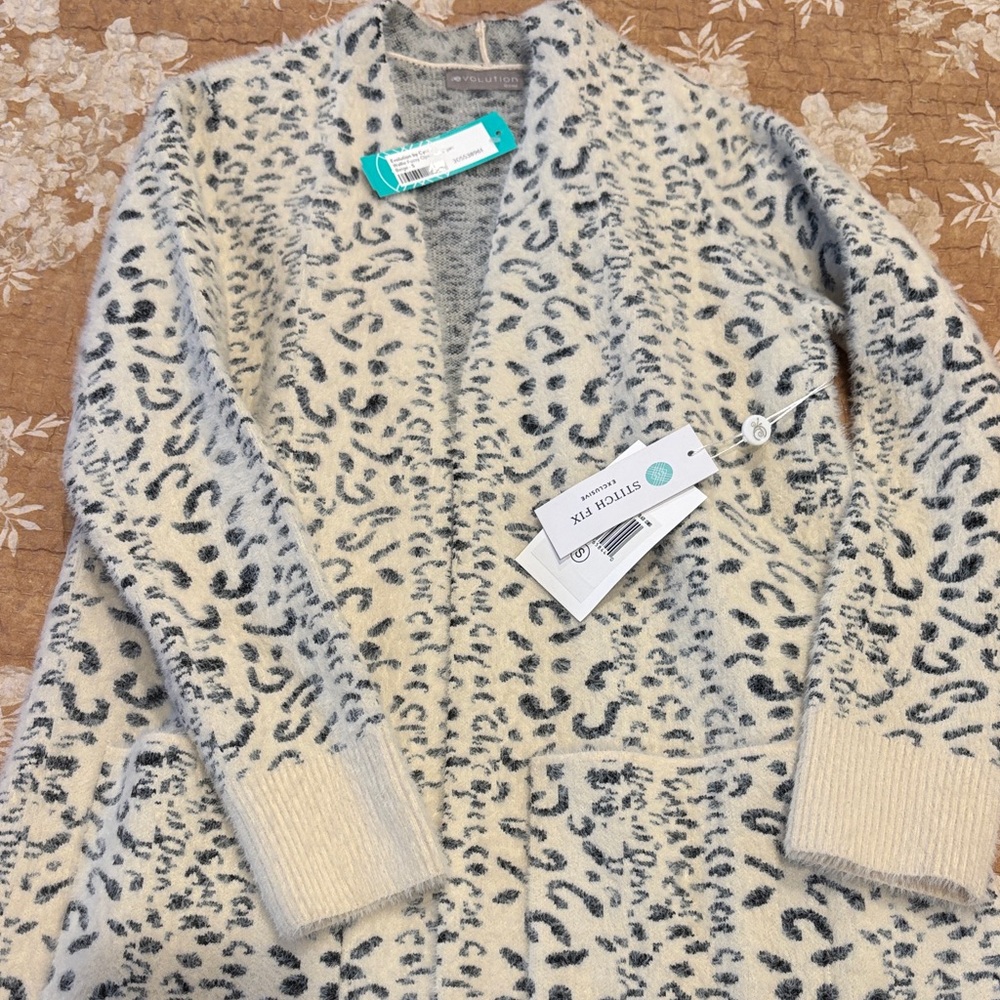 Evolution fuzzy animal print cardigan sweater size small NWT